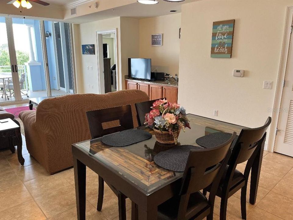 В аренду: $2,999 (2 спален, 2 ванн, 1351 Квадратных фут)