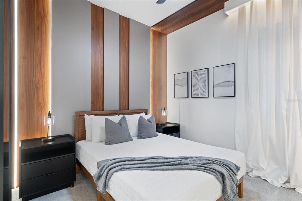 En Venta: $980,000 (5 camas, 5 baños, 1918 Pies cuadrados)