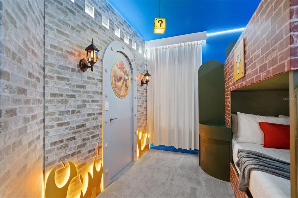 En Venta: $980,000 (5 camas, 5 baños, 1918 Pies cuadrados)