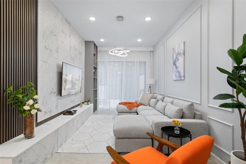 En Venta: $980,000 (5 camas, 5 baños, 1918 Pies cuadrados)