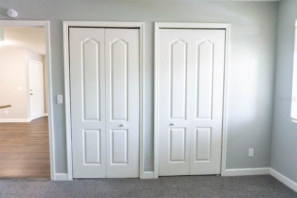 For Sale: $157,900 (2 beds, 2 baths, 918 Square Feet)