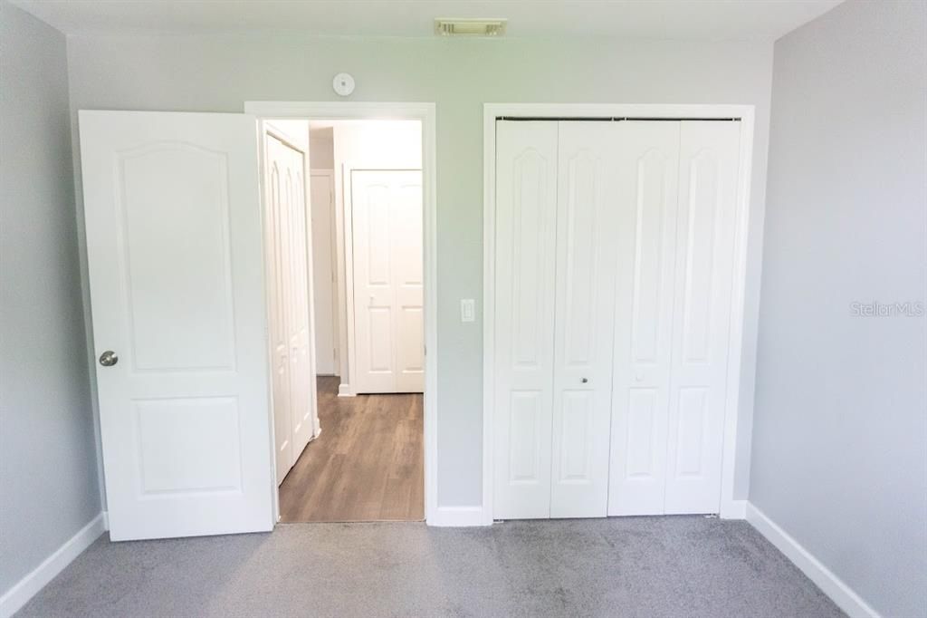 For Sale: $157,900 (2 beds, 2 baths, 918 Square Feet)