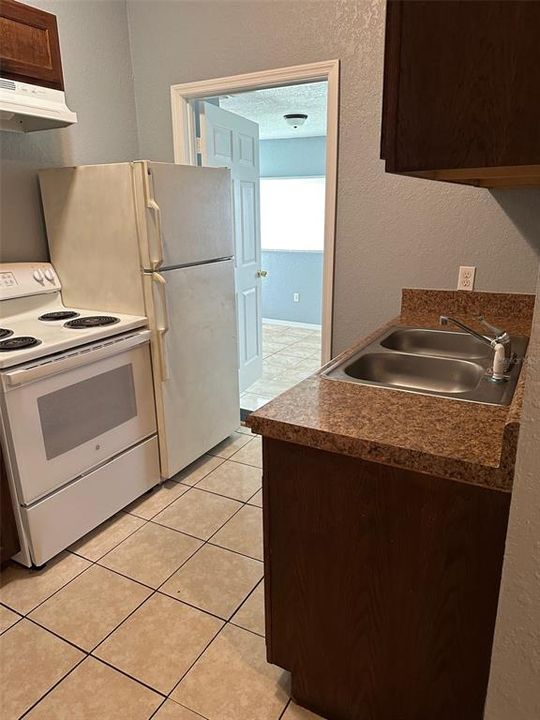 For Rent: $1,125 (2 beds, 2 baths, 1000 Square Feet)