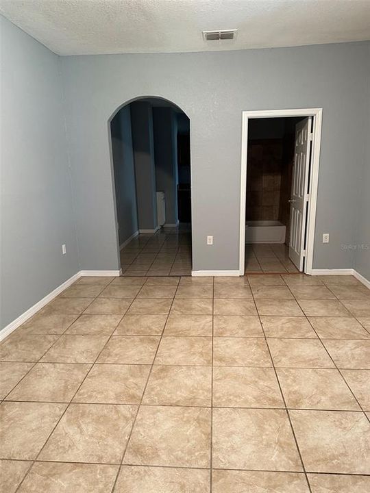 For Rent: $1,125 (2 beds, 2 baths, 1000 Square Feet)