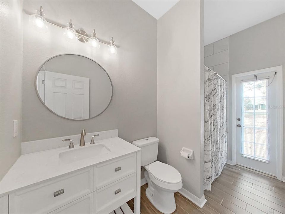 For Rent: $2,750 (4 beds, 2 baths, 2169 Square Feet)