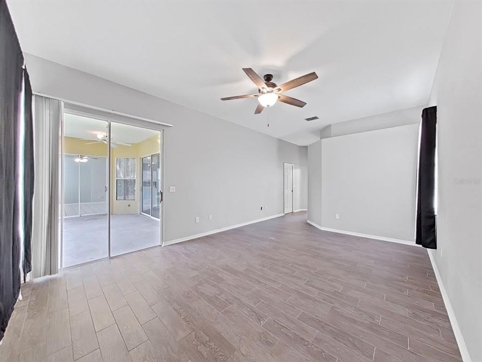 For Rent: $2,750 (4 beds, 2 baths, 2169 Square Feet)