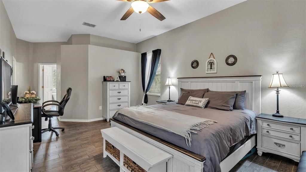 For Rent: $2,750 (4 beds, 2 baths, 2169 Square Feet)