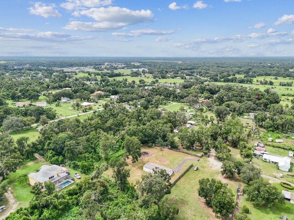 Под контрактом: $349,996 (5 спален, 2 ванн, 2094 Квадратных фут)