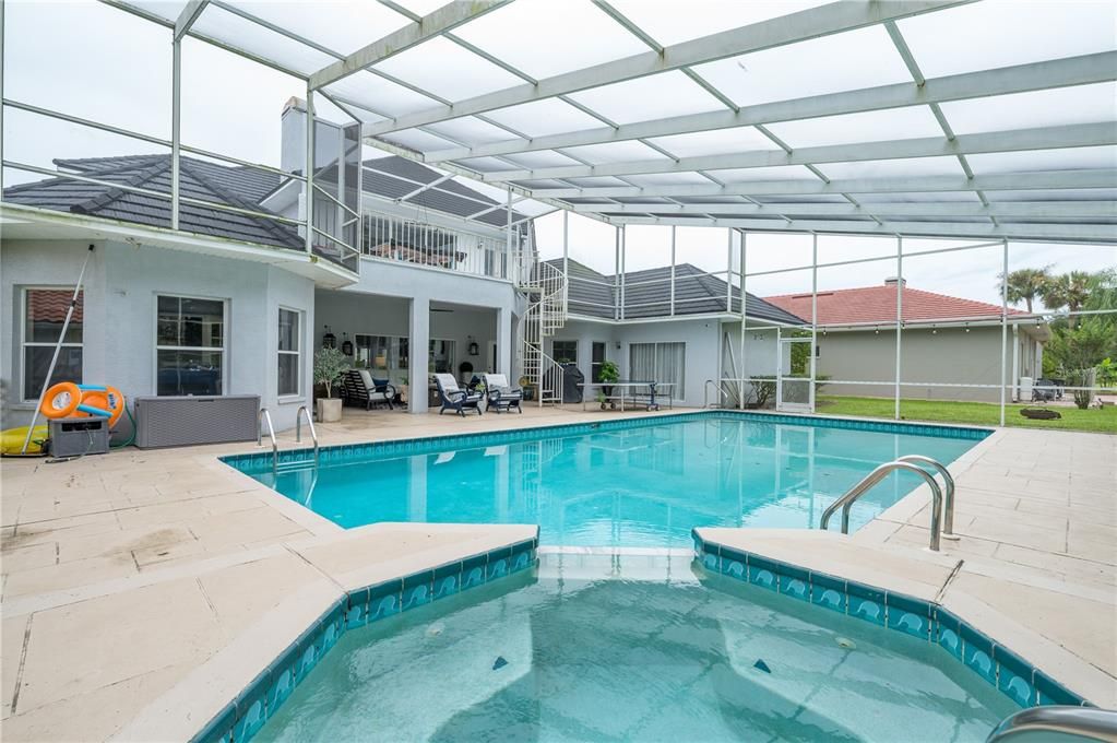 For Sale: $1,490,000 (5 beds, 4 baths, 4309 Square Feet)