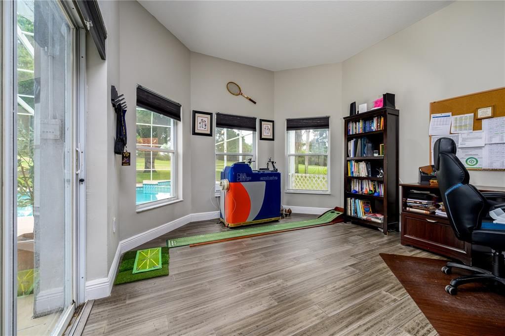 For Sale: $1,490,000 (5 beds, 4 baths, 4309 Square Feet)