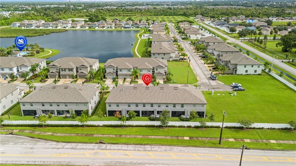 На продажу: $269,000 (3 спален, 2 ванн, 1796 Квадратных фут)