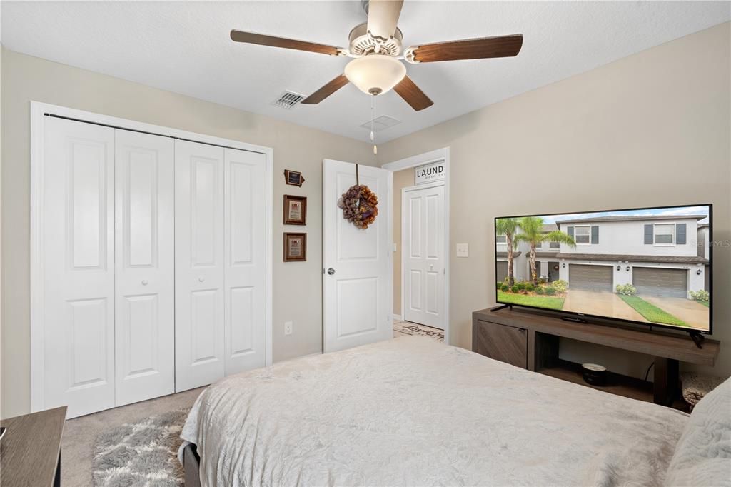 На продажу: $269,000 (3 спален, 2 ванн, 1796 Квадратных фут)