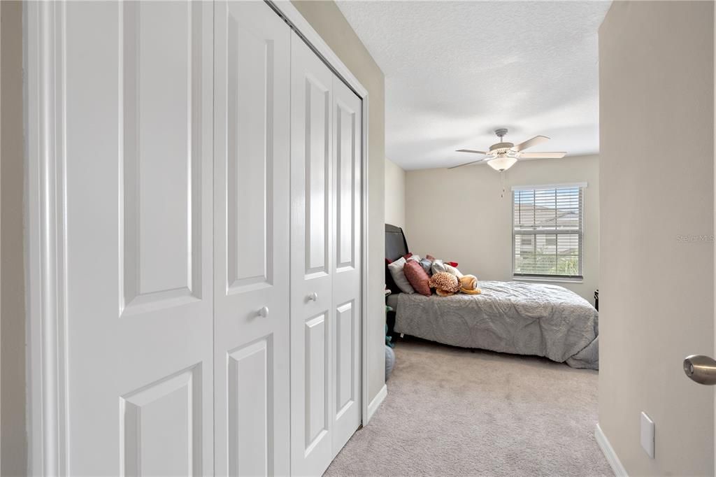 На продажу: $269,000 (3 спален, 2 ванн, 1796 Квадратных фут)