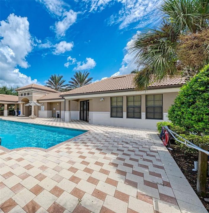 For Rent: $3,500 (3 beds, 2 baths, 2011 Square Feet)