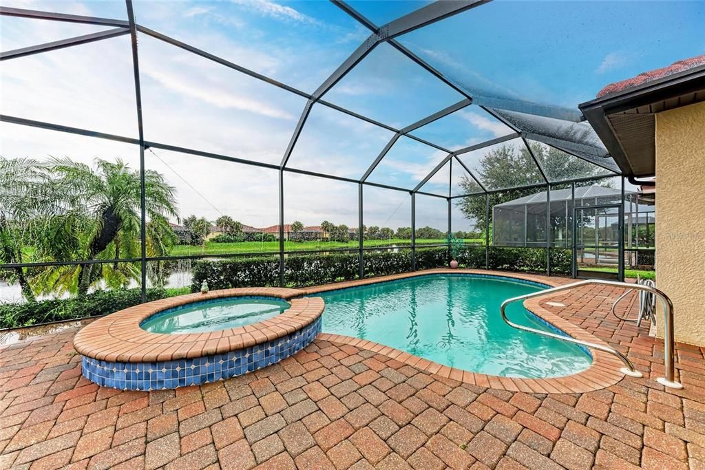 For Rent: $3,500 (3 beds, 2 baths, 2011 Square Feet)