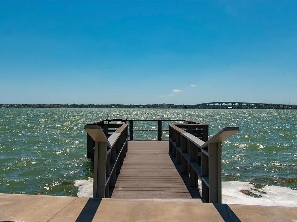 出租: $3,760 (3 贝兹, 2 浴室, 1371 平方英尺)