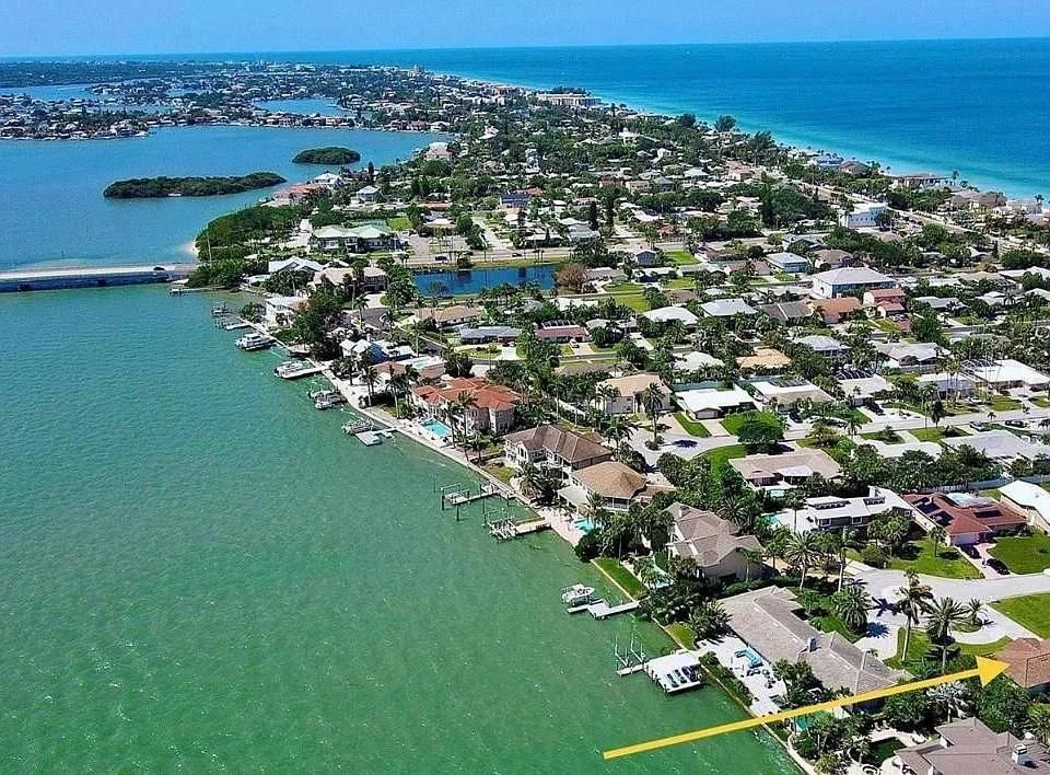 出租: $3,760 (3 贝兹, 2 浴室, 1371 平方英尺)