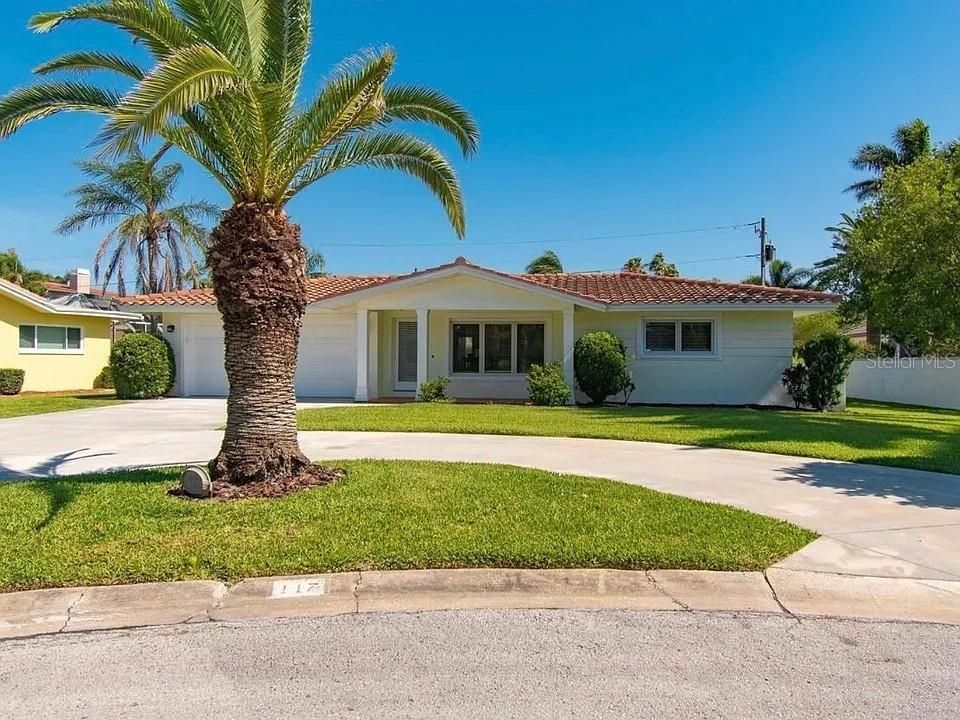 出租: $3,760 (3 贝兹, 2 浴室, 1371 平方英尺)