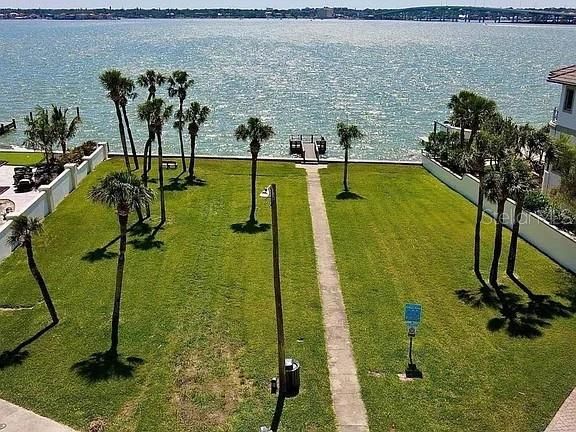 出租: $3,760 (3 贝兹, 2 浴室, 1371 平方英尺)