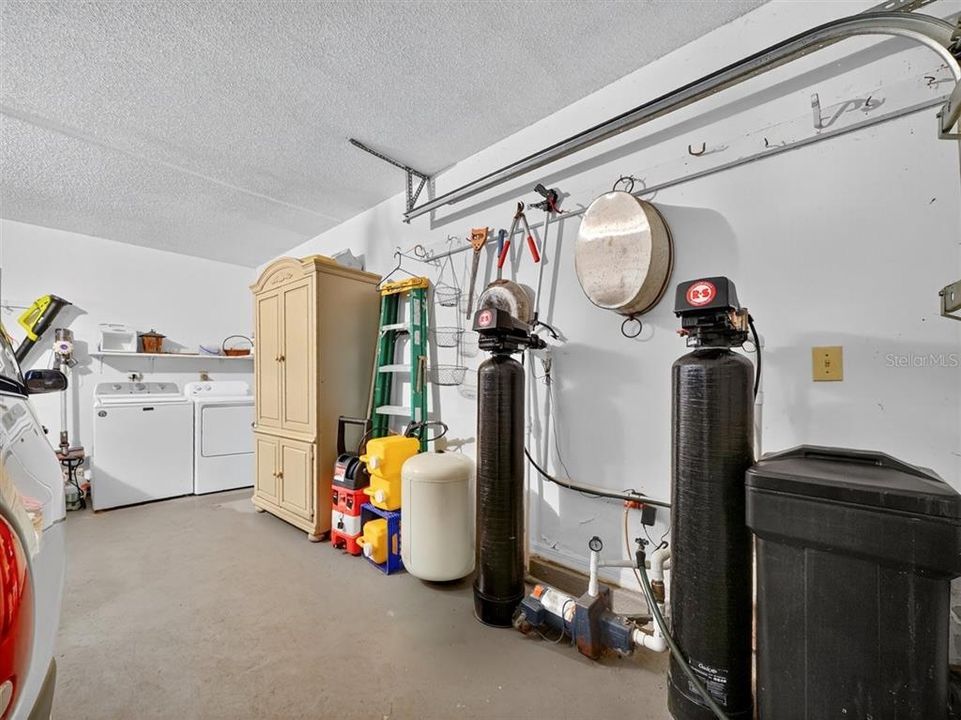 合同活跃: $310,000 (3 贝兹, 2 浴室, 1192 平方英尺)