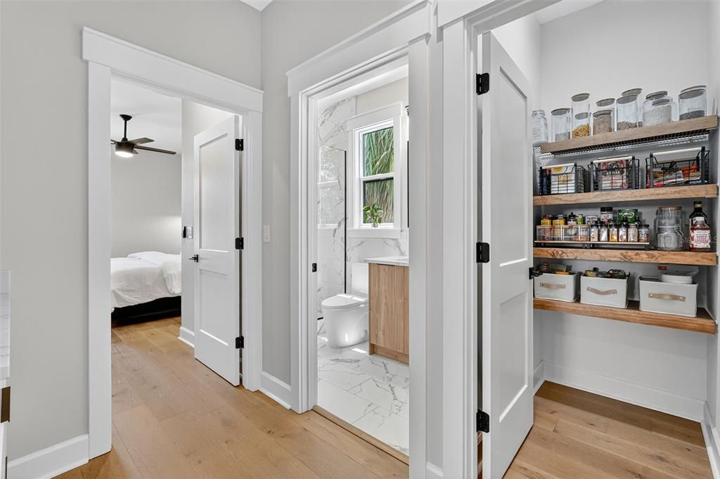 Active With Contract: $899,900 (5 beds, 3 baths, 3152 Square Feet)