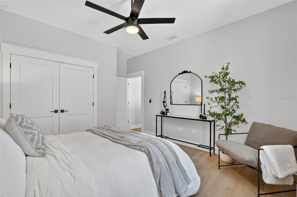 Active With Contract: $899,900 (5 beds, 3 baths, 3152 Square Feet)