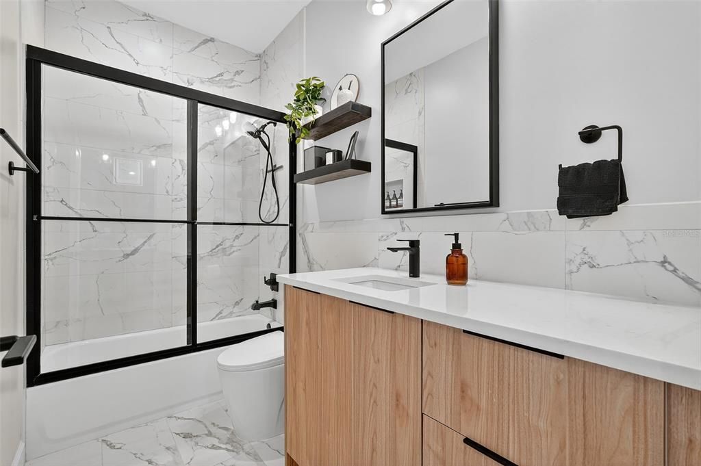 Active With Contract: $899,900 (5 beds, 3 baths, 3152 Square Feet)