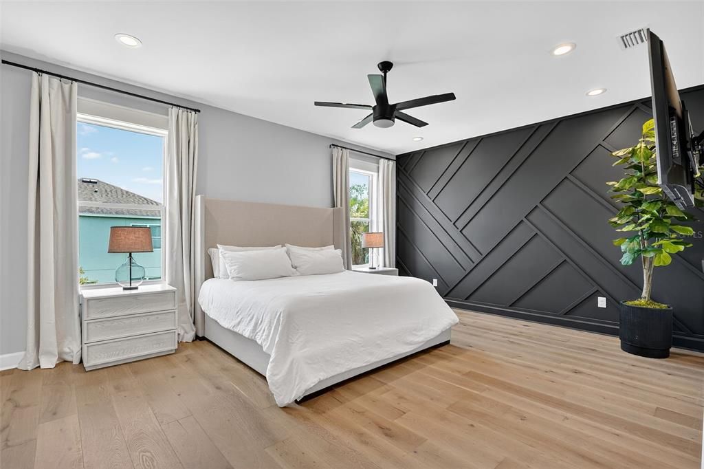 Active With Contract: $899,900 (5 beds, 3 baths, 3152 Square Feet)