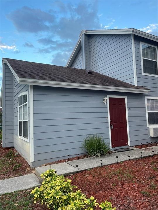 Recientemente alquilado: $900 (0 camas, 1 baños, 300 Pies cuadrados)