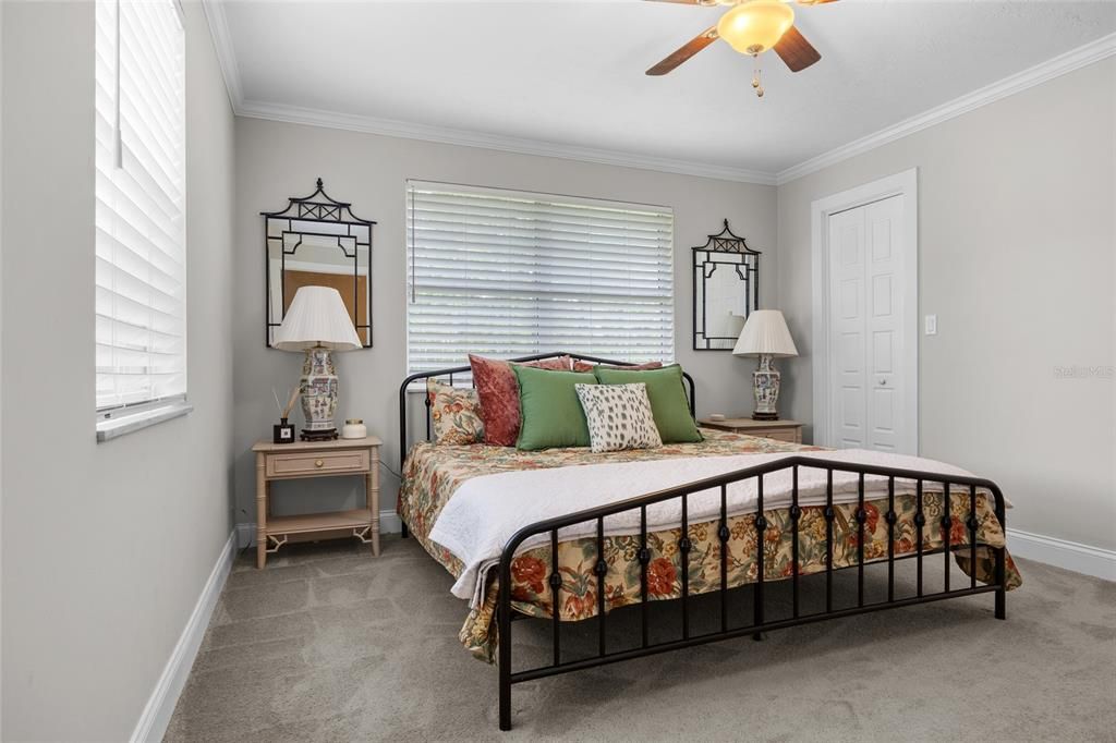 For Sale: $849,900 (5 beds, 4 baths, 4608 Square Feet)