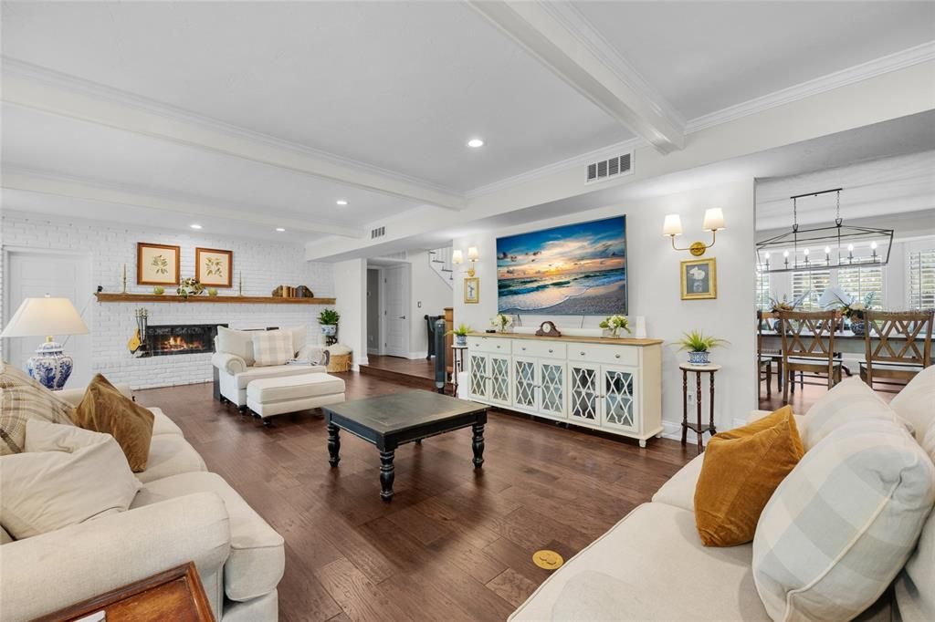 For Sale: $849,900 (5 beds, 4 baths, 4608 Square Feet)