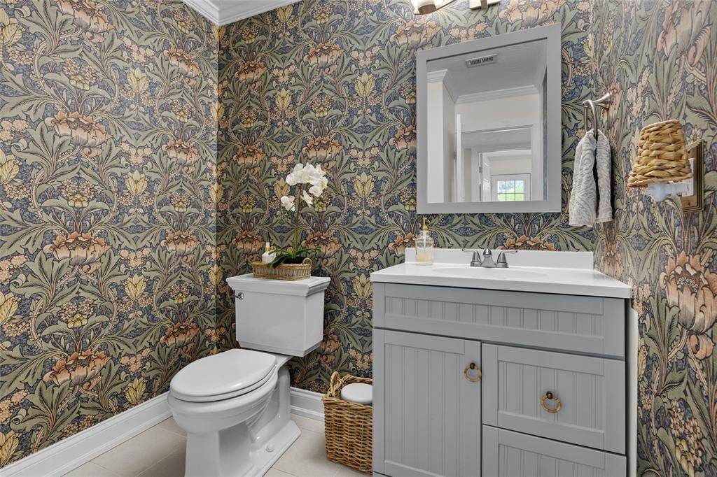 For Sale: $849,900 (5 beds, 4 baths, 4608 Square Feet)