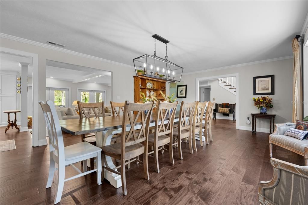 For Sale: $849,900 (5 beds, 4 baths, 4608 Square Feet)