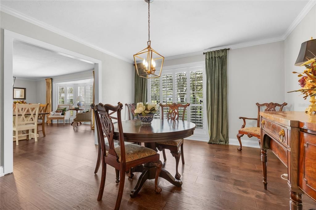 For Sale: $849,900 (5 beds, 4 baths, 4608 Square Feet)