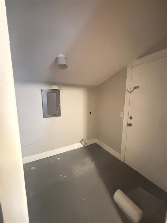 For Rent: $1,395 (3 beds, 1 baths, 950 Square Feet)