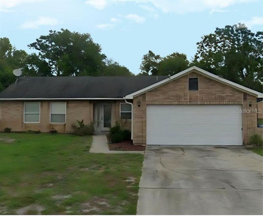 Recently Sold: $260,000 (3 beds, 2 baths, 1628 Square Feet)