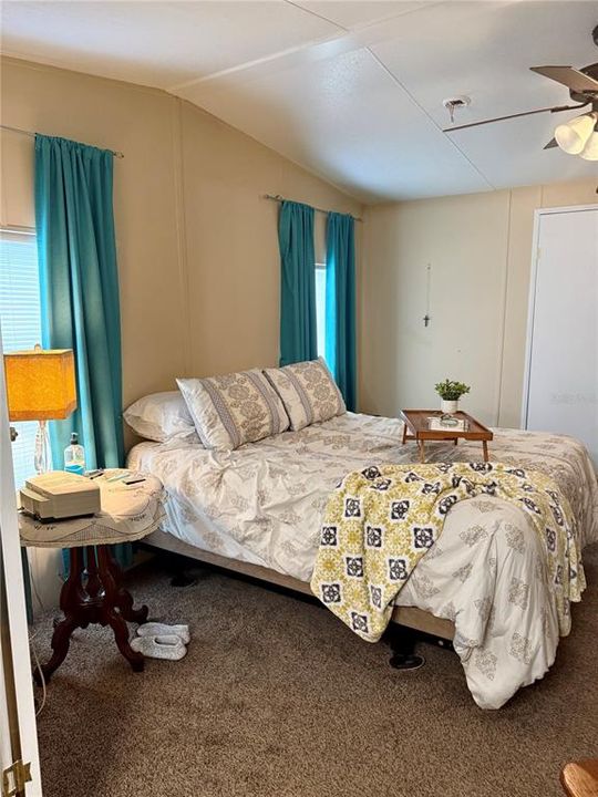 待售: $170,000 (2 贝兹, 2 浴室, 1280 平方英尺)