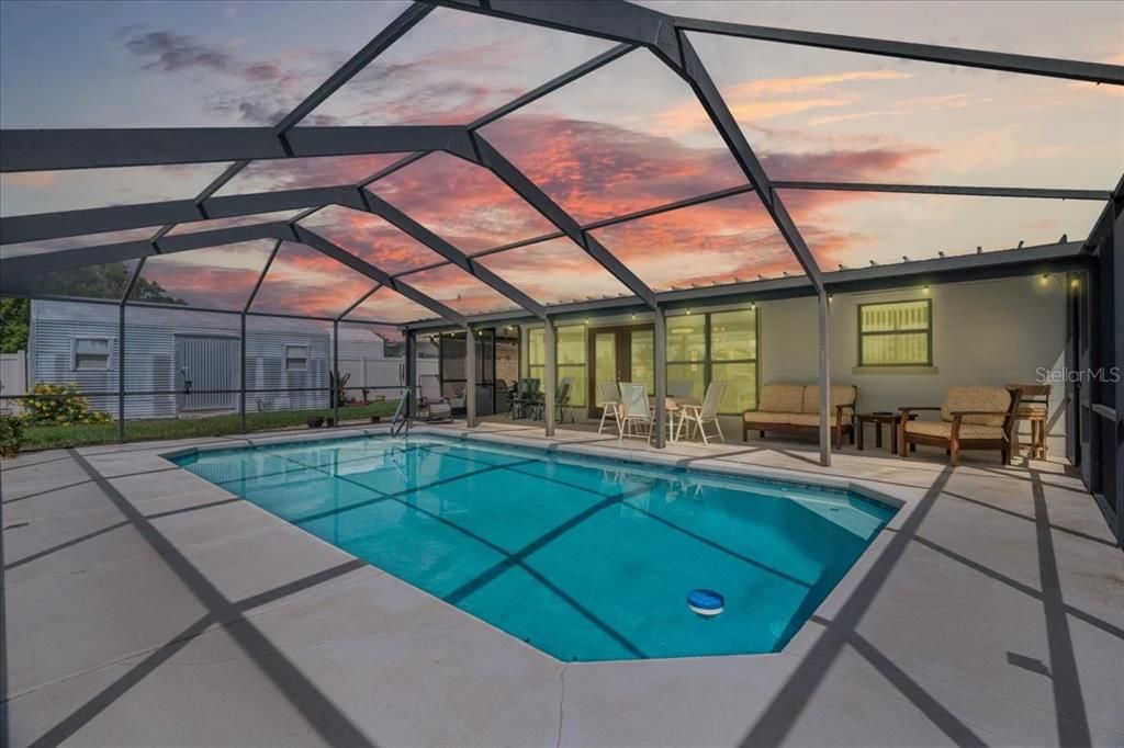 For Sale: $356,500 (3 beds, 2 baths, 1646 Square Feet)