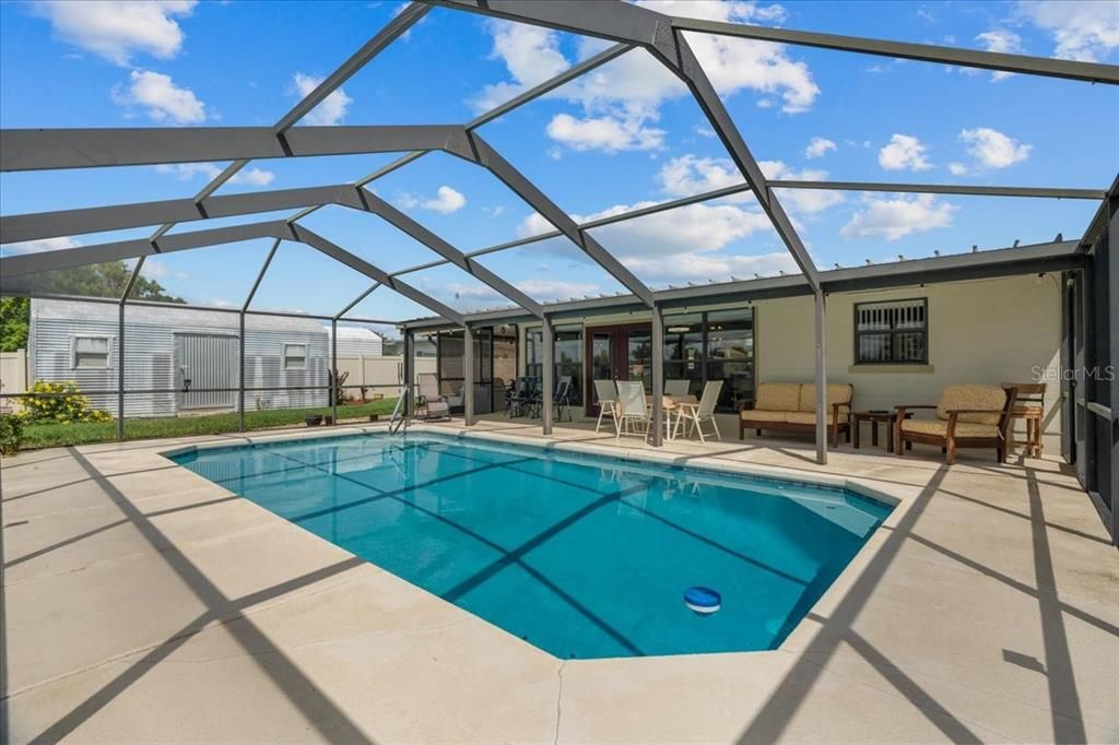 For Sale: $356,500 (3 beds, 2 baths, 1646 Square Feet)