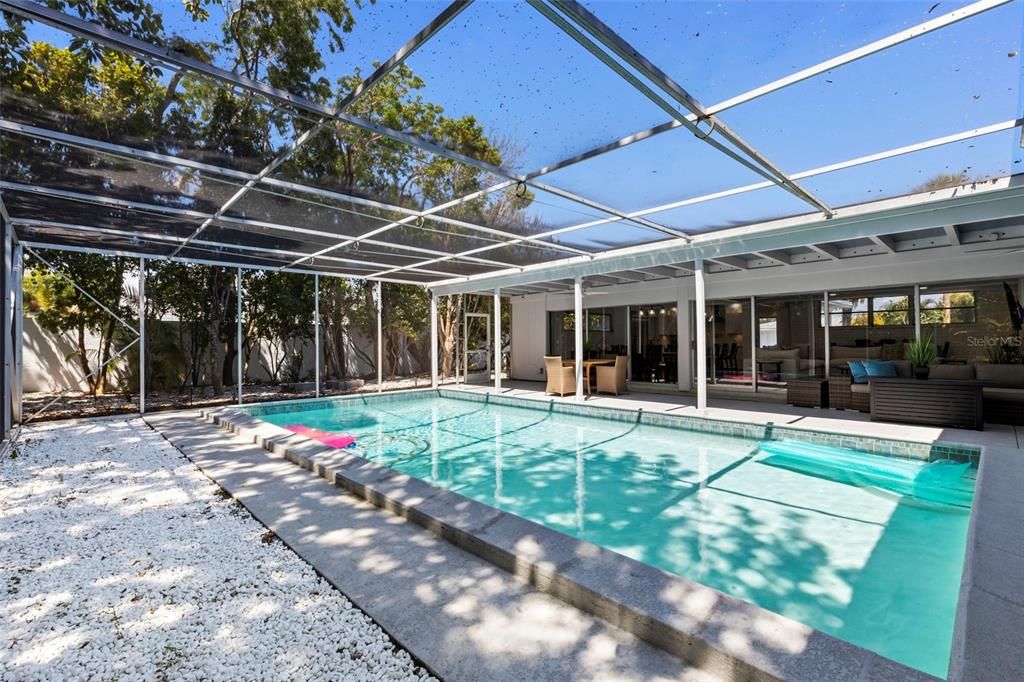 En Renta: $10,000 (3 camas, 2 baños, 2152 Pies cuadrados)