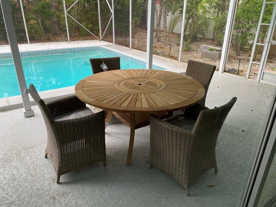 En Renta: $10,000 (3 camas, 2 baños, 2152 Pies cuadrados)