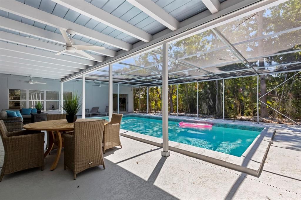 En Renta: $10,000 (3 camas, 2 baños, 2152 Pies cuadrados)