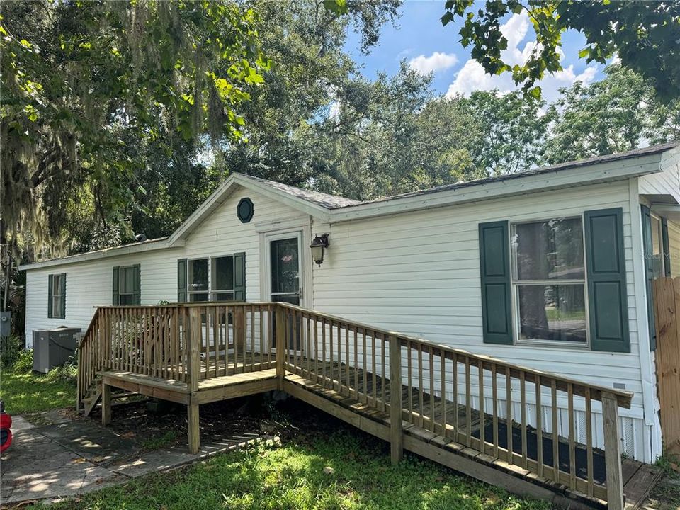 Active With Contract: $149,900 (4 beds, 2 baths, 1728 Square Feet)