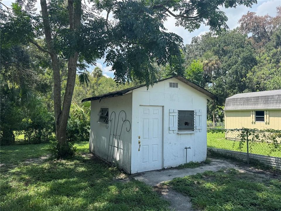 Active With Contract: $149,900 (4 beds, 2 baths, 1728 Square Feet)