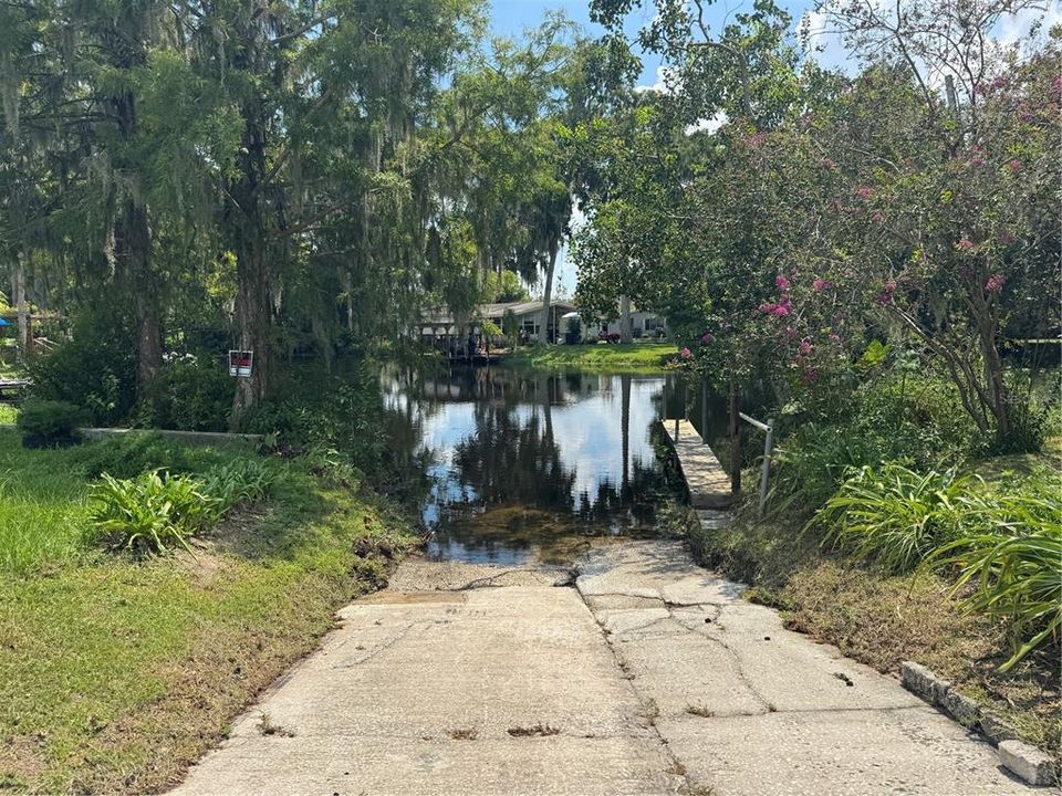 Active With Contract: $149,900 (4 beds, 2 baths, 1728 Square Feet)