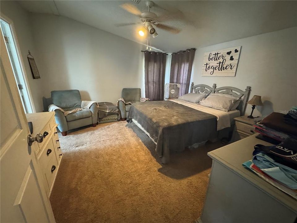 Active With Contract: $149,900 (4 beds, 2 baths, 1728 Square Feet)