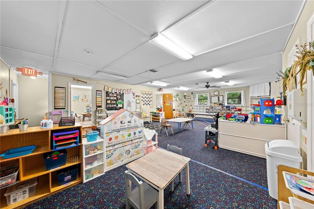 待售: $475,000 (0 贝兹, 0 浴室, 2984 平方英尺)