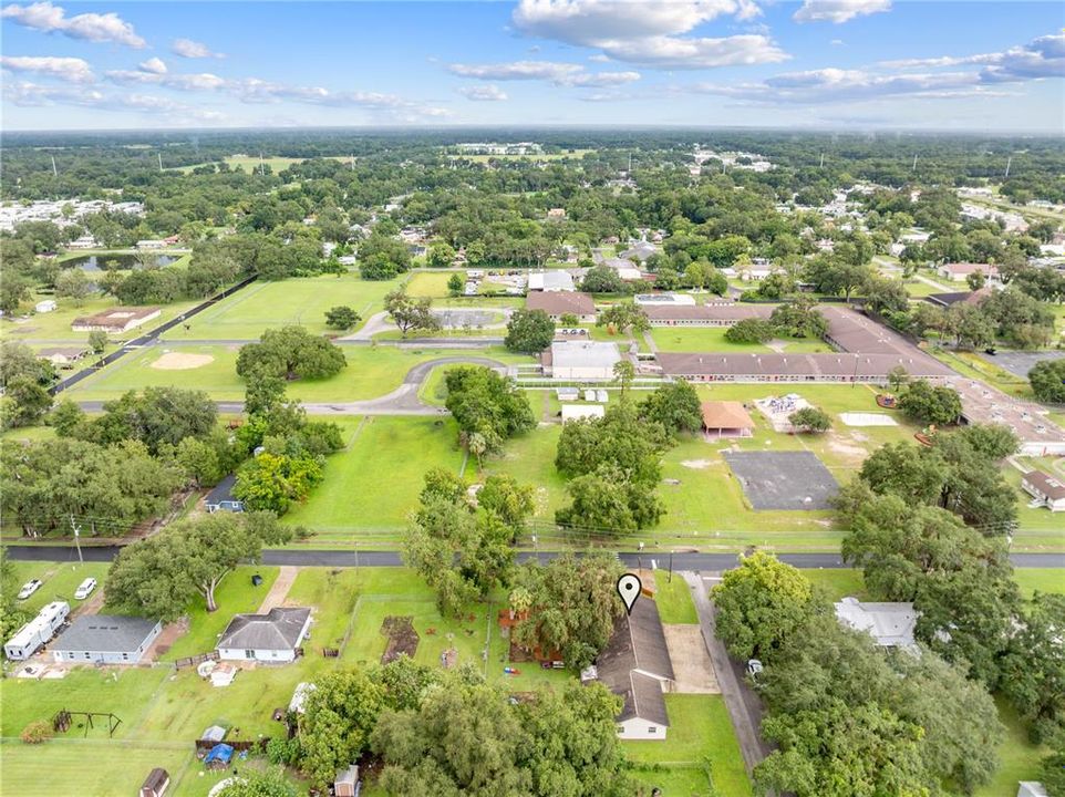 待售: $475,000 (0 贝兹, 0 浴室, 2984 平方英尺)