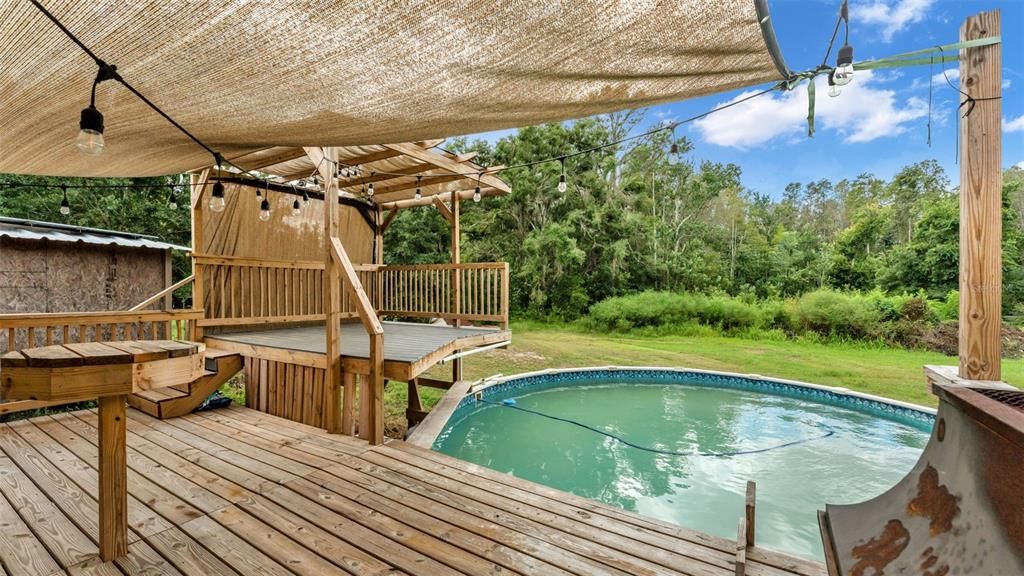 待售: $380,000 (5 贝兹, 3 浴室, 2400 平方英尺)