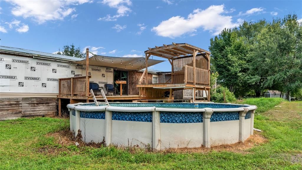 待售: $380,000 (5 贝兹, 3 浴室, 2400 平方英尺)